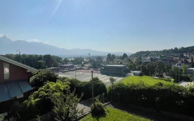 NEB-THUN LODGE`s Appartement 1 Hilterfingen Ringstrasse 6