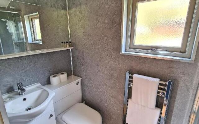 Peak District Shepherds Hut