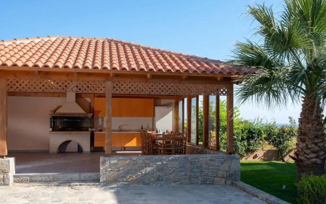 Luxurious Villa David