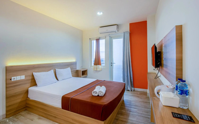 Skyland Sentul Tower Apartment