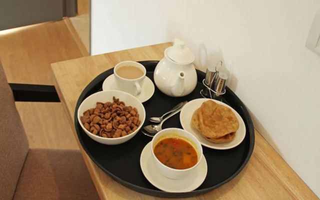 Hotel 24x7 Inn Rooms & Restaurant