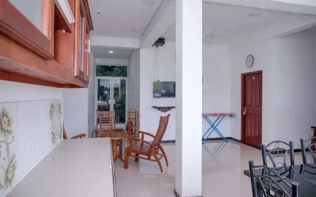 Oyo 380 Sapphire Home Stay