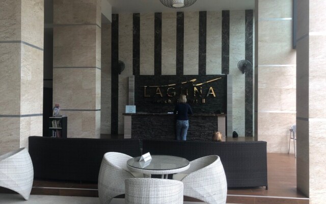 Laguna Beach Resort 2