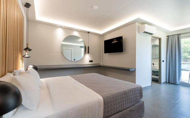 Golden Sun Hotel