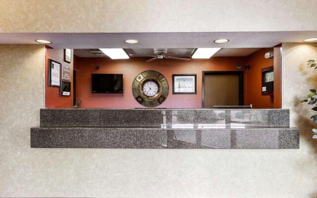 Comfort Inn & Suites Surprise Near Sun City West