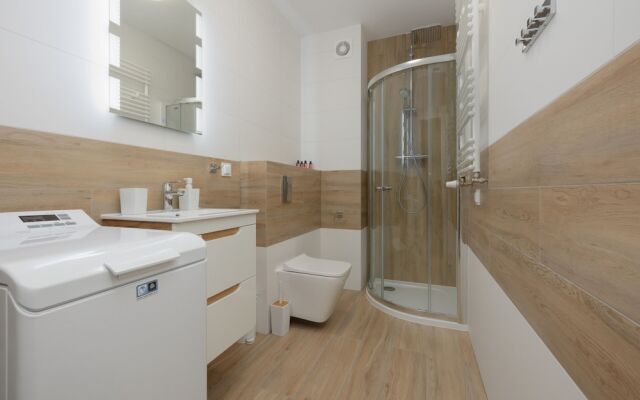 Little Laguna Apartments by Renters