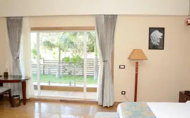 7 Seasons resort & Spa