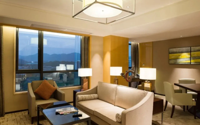 Отель Swissôtel Guangzhou