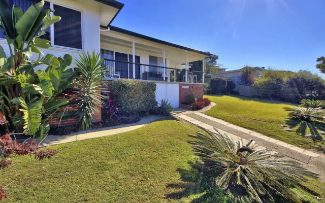 Summer Salt At South West Rocks