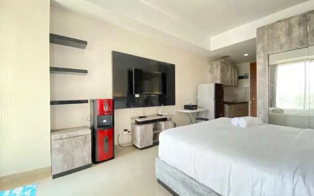 Bright Studio Room at Beverly Dago Apartment
