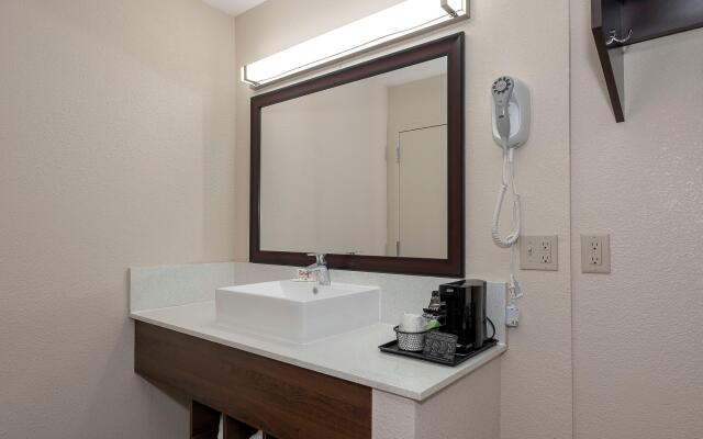 Red Roof Inn Freehold