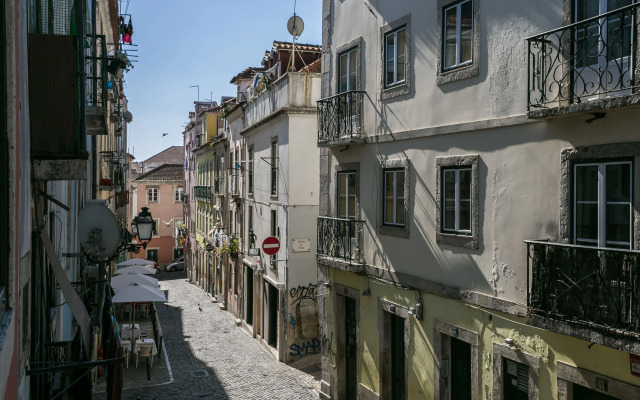 Rent4Days Bairro Alto Apartments