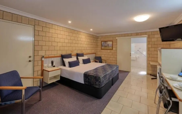 Jacaranda Country Motel