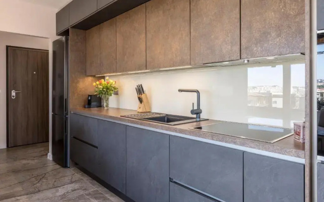 Peaceful Harmony Apartment Near Beach