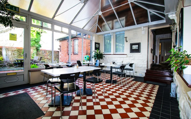 Glasgow Guest House