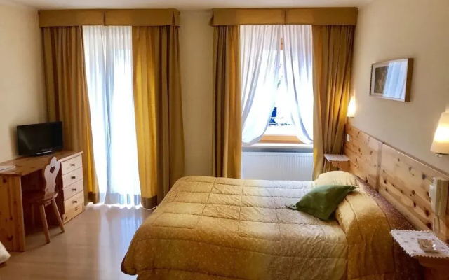 Hotel Valcanale