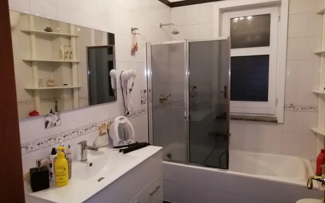 Fitta Chambre Mavì