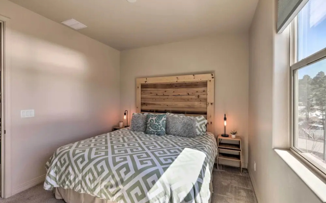 Centrally Located Flagstaff Vacation Home w/ Patio
