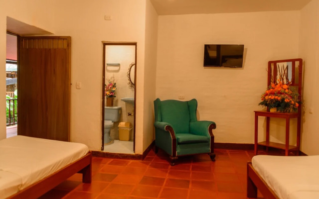 Hosteria Colonial