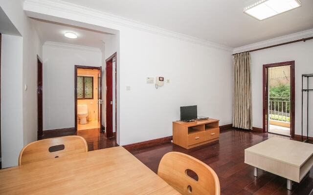 Ellies Apartment Biyun Branch
