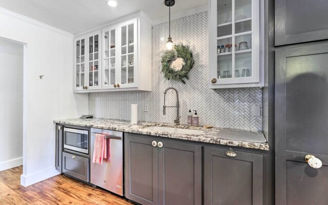 Pet-friendly Austin Ranch Home w/ Fire Pit!