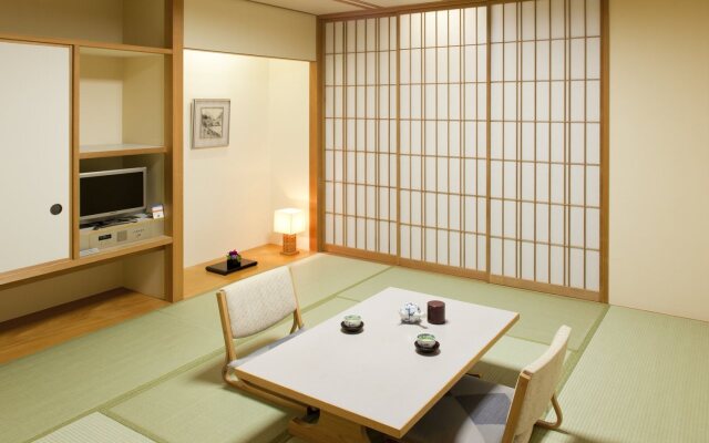 Hotel Hewitt Koshien