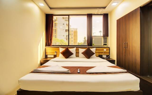 Opal Comforts- A Business Hotel