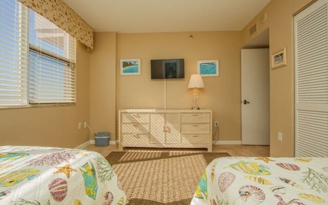 Som 701 - Somerset 3 Bedroom Condo by Redawning