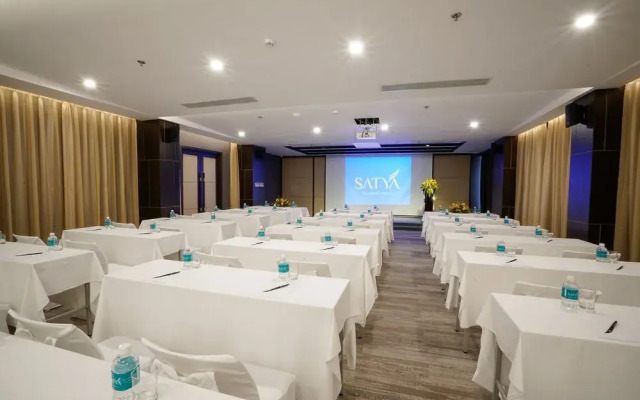 Satya Da Nang Hotel Han Market