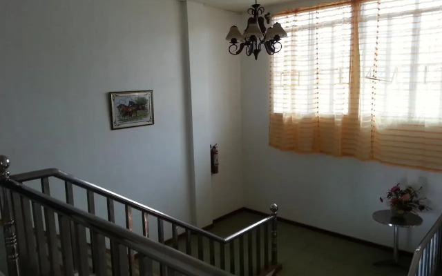 RedDoorz @ Sampaloc Inn Tanay Rizal