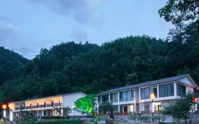 Jinggangshan Banmu Fangtang Homestay
