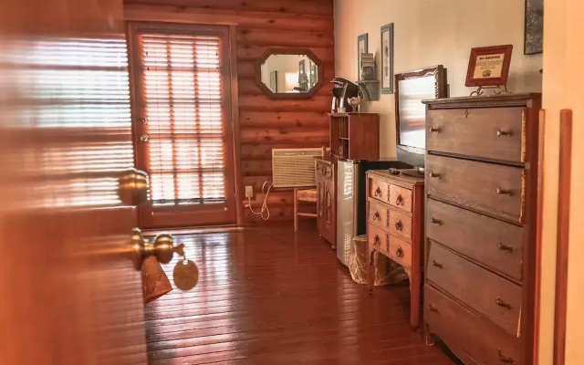 Sumas Mountain Lodge