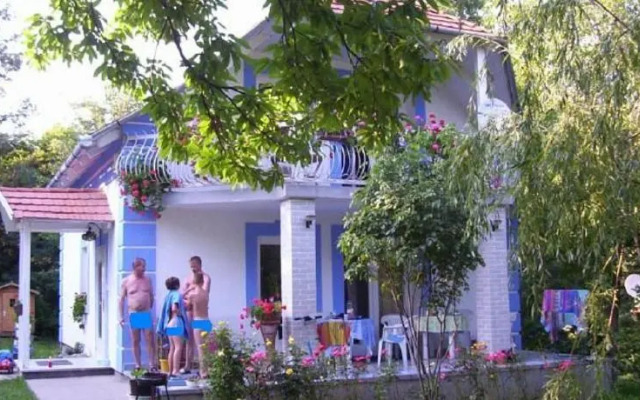 Angela Farm Naturista Camping & Bungalowpark