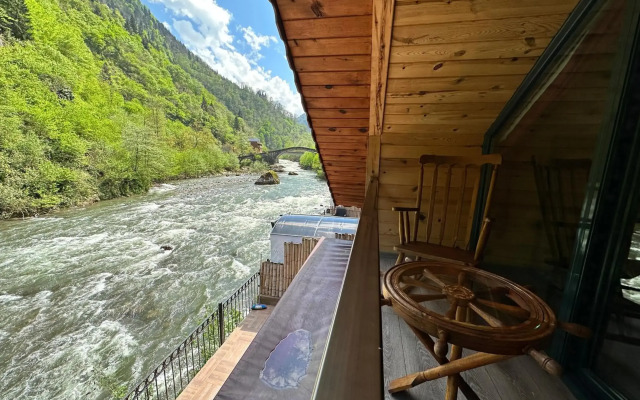 Tuva Villa's