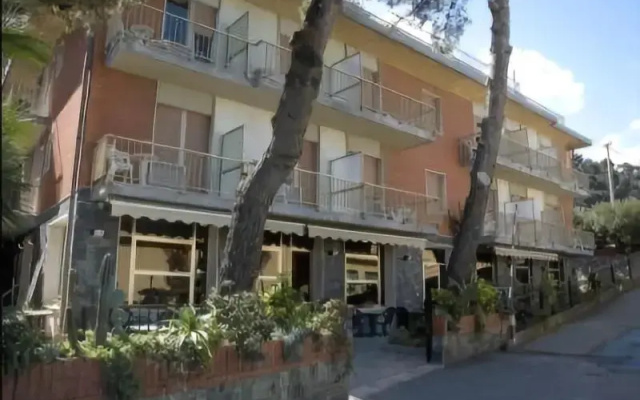 Hotel Ambassador