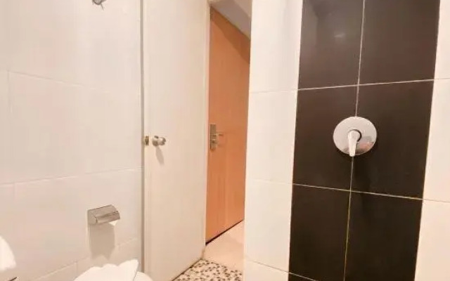 Studio One Thamrin Hotel