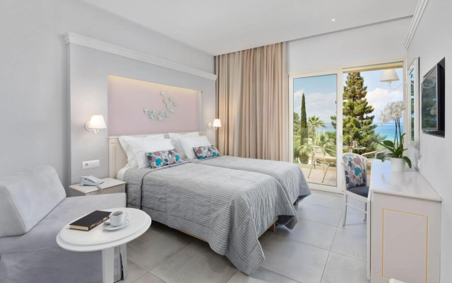 Delfinia Hotels