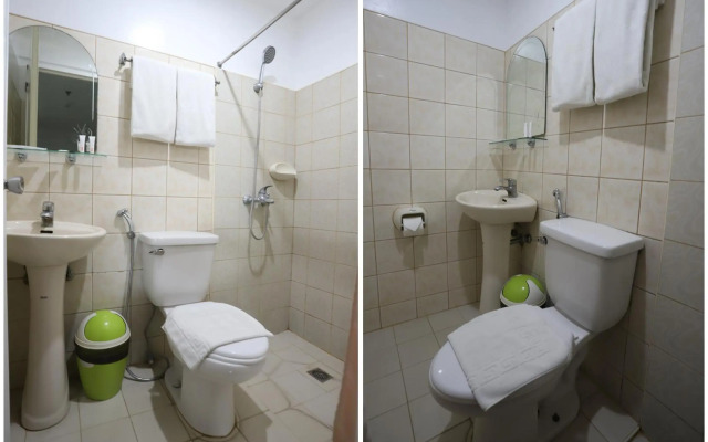OYO 210 Apple Tree Suites