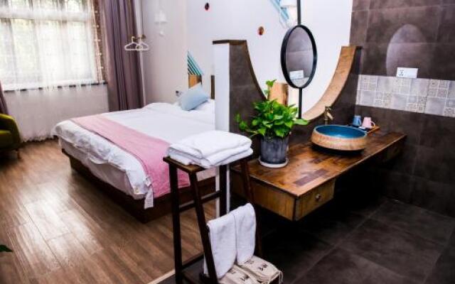 Yushe Art Design Hotel