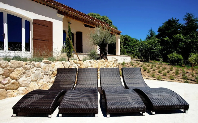 Luxury Villa in Provence With a Private Pool