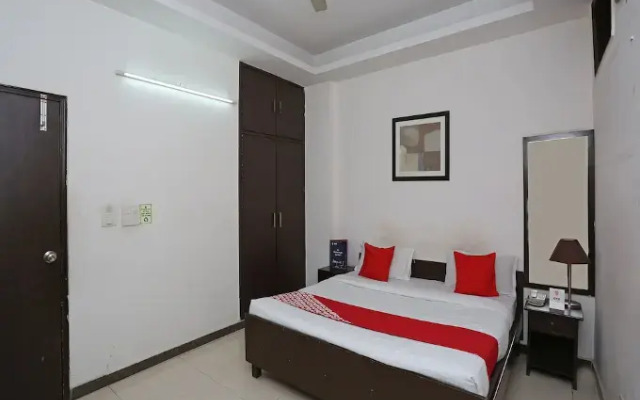 Diamond Stays By OYO Rooms