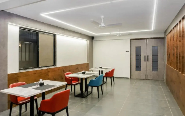Capital O 26208 Ajinkya Residency