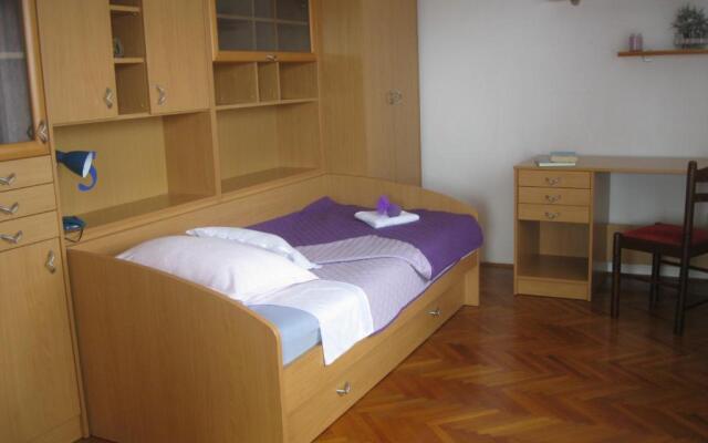 Apartment Promona Drniš