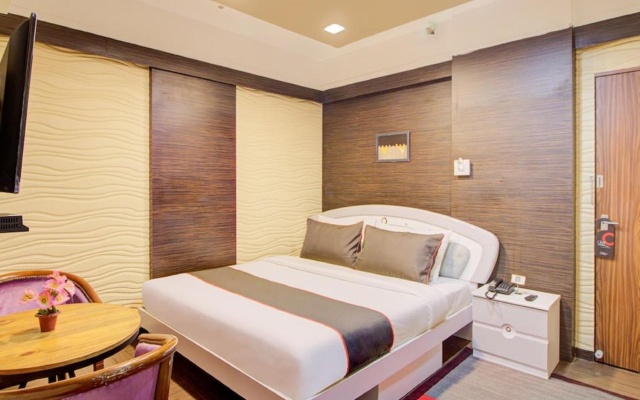 Aishwaryam Hotel