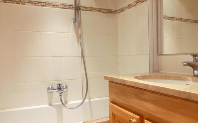 Appartement Méribel, 2 Pièces, 6 Personnes - Fr-1-182-69