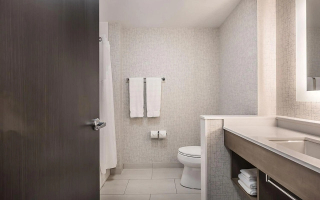 Holiday Inn Express & Suites Welland by IHG