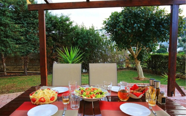 Bright villa seaview 5' to beach