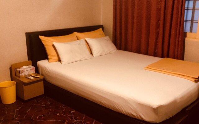 Top Motel