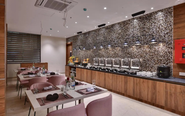 Click Hotel Vista-International Airport