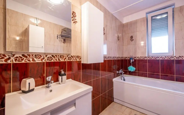 Two Room Apartment Militari Residence M8